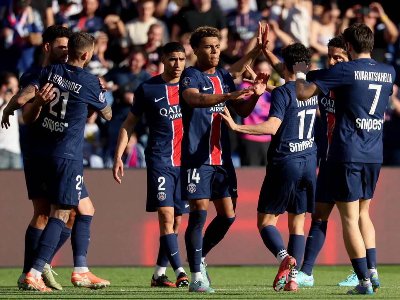 Ligue 1 là giải đấu thuộc quốc gia nào